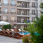 Dawn Park Complex Aparthotel 3*