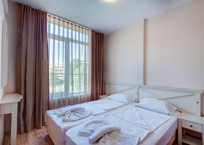 Dawn Park Complex Apart Otel 4*