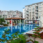 Dawn Park Complex 써니비치