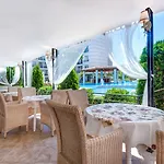Dawn Park Complex 아파트호텔 3*
