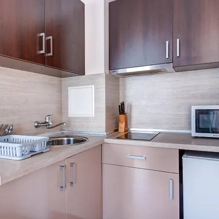 Dawn Park Complex ساني بيتش