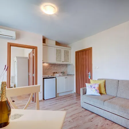 Dawn Park Complex Apartmanhotel Napospart