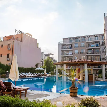 Dawn Park Complex Apartmanhotel Napospart