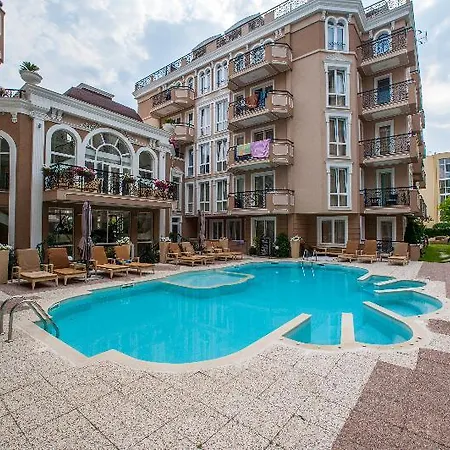Dawn Park Complex 3* Napospart