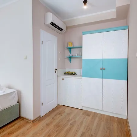 Dawn Park Complex 公寓式酒店