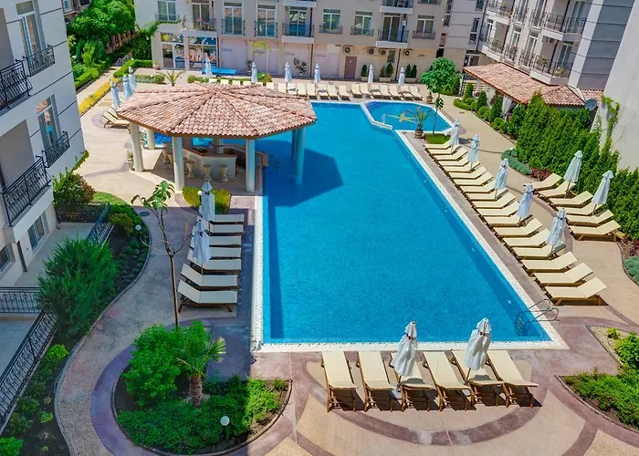 شقة فندقية Dawn Park Complex 4*