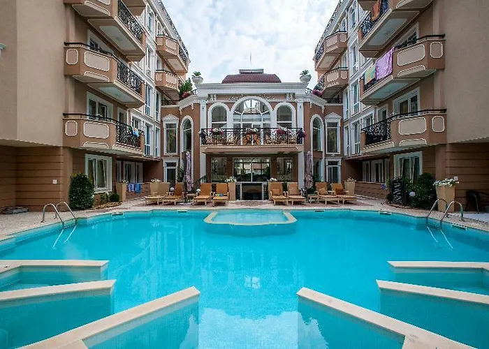 Dawn Park Complex 4* ساني بيتش