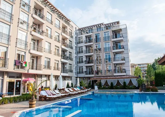 Dawn Park Complex Aparthotel