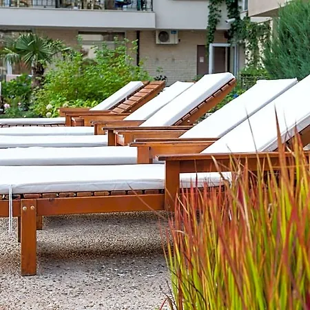 Ξενοδοχείο με διαμερίσματα Dawn Park Complex Σάνι Μπιτς