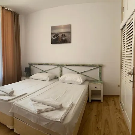 Dawn Park Complex Апарт-готель Сонячний Берег