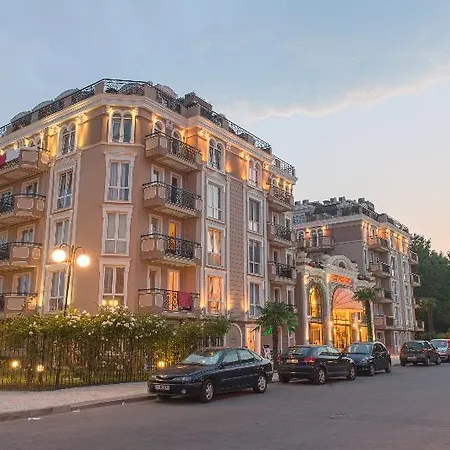 Апарт-готель Dawn Park Complex 4*